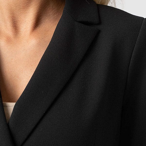 Elegant Lapel