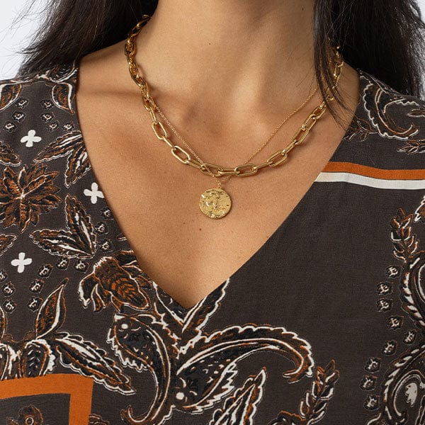 V Neckline