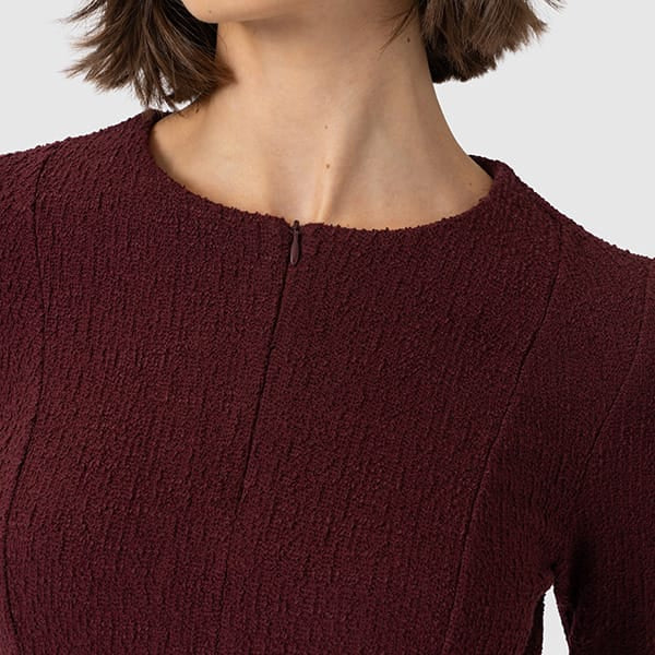 Zipped Neckline