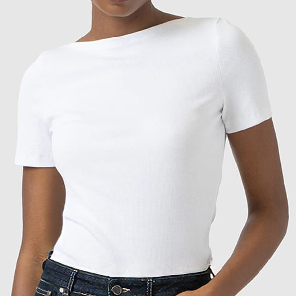 Elegant Boat Neckline