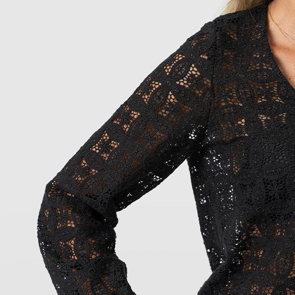 Broderie Anglaise