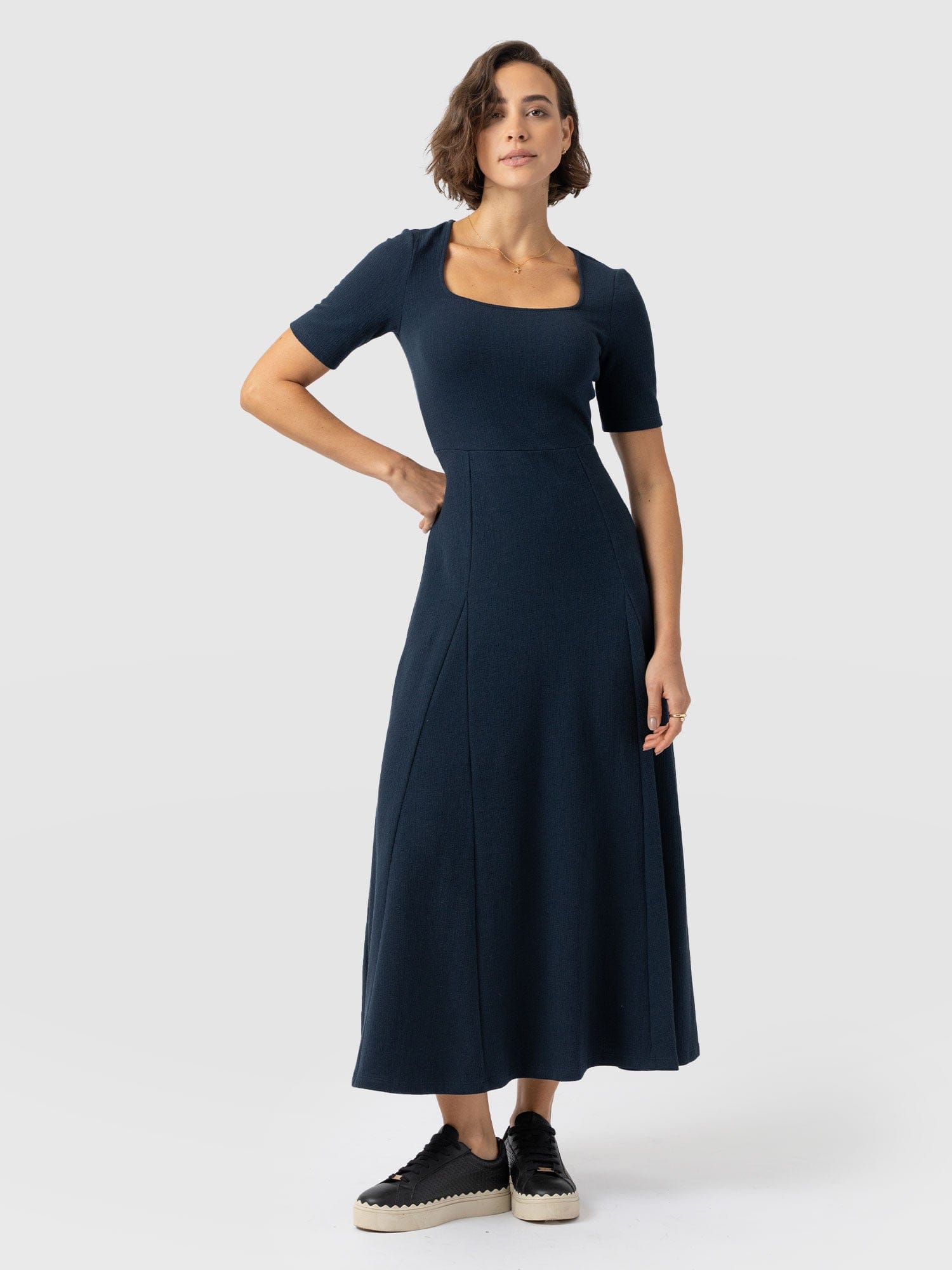 Akia Short Sleeve Dress - Navy Textured - Women's Dresses | Saint and Sofia® EU