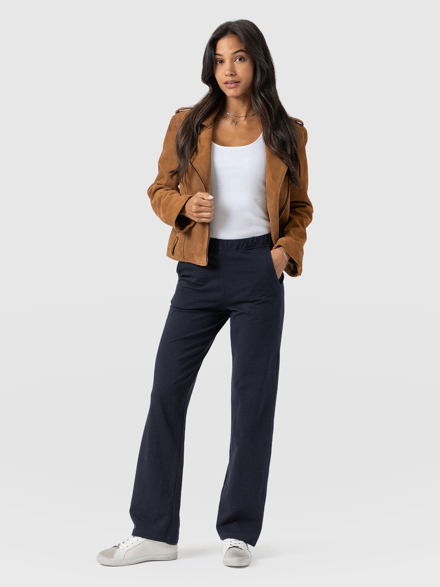 Apartment Pant Navy - Women's Trousers | Saint + Sofia® EU