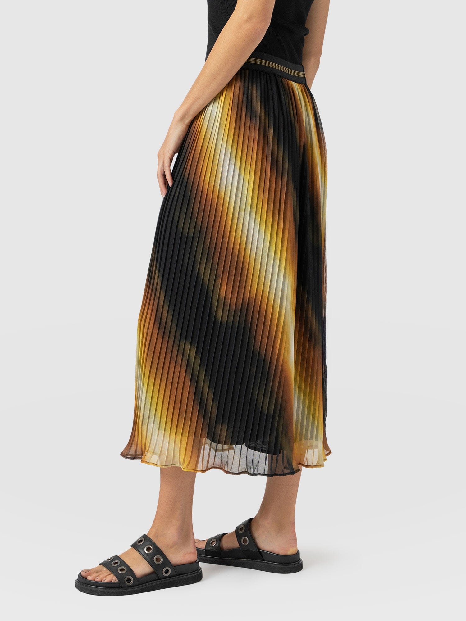 Aria Pleated Skirt - Yellow Gradient - Women's Skirts | Saint and Sofia® EU