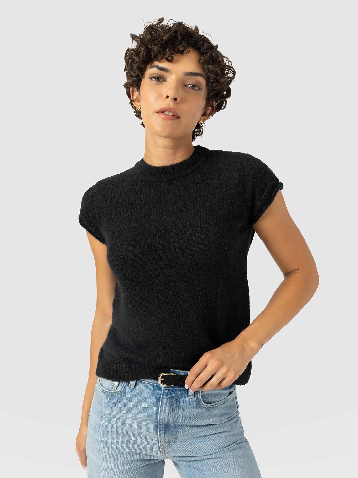 Ariella Baby Tee - Black - Women's Jumpers | Saint and Sofia® EU