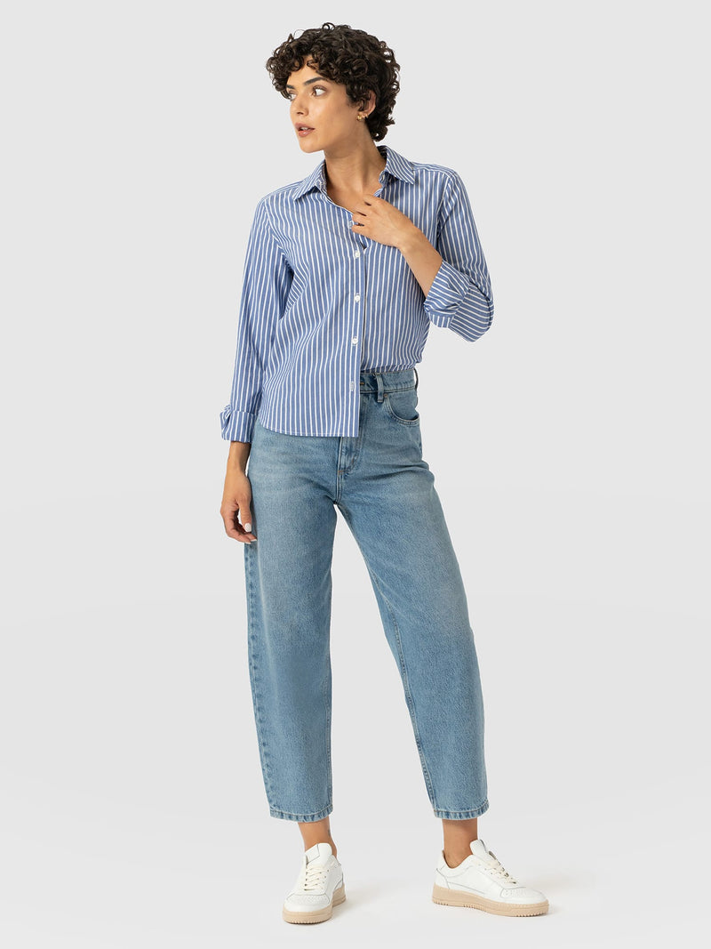 Barrel Leg Jean - Light Blue - Women's Denims | Saint and Sofia® EU