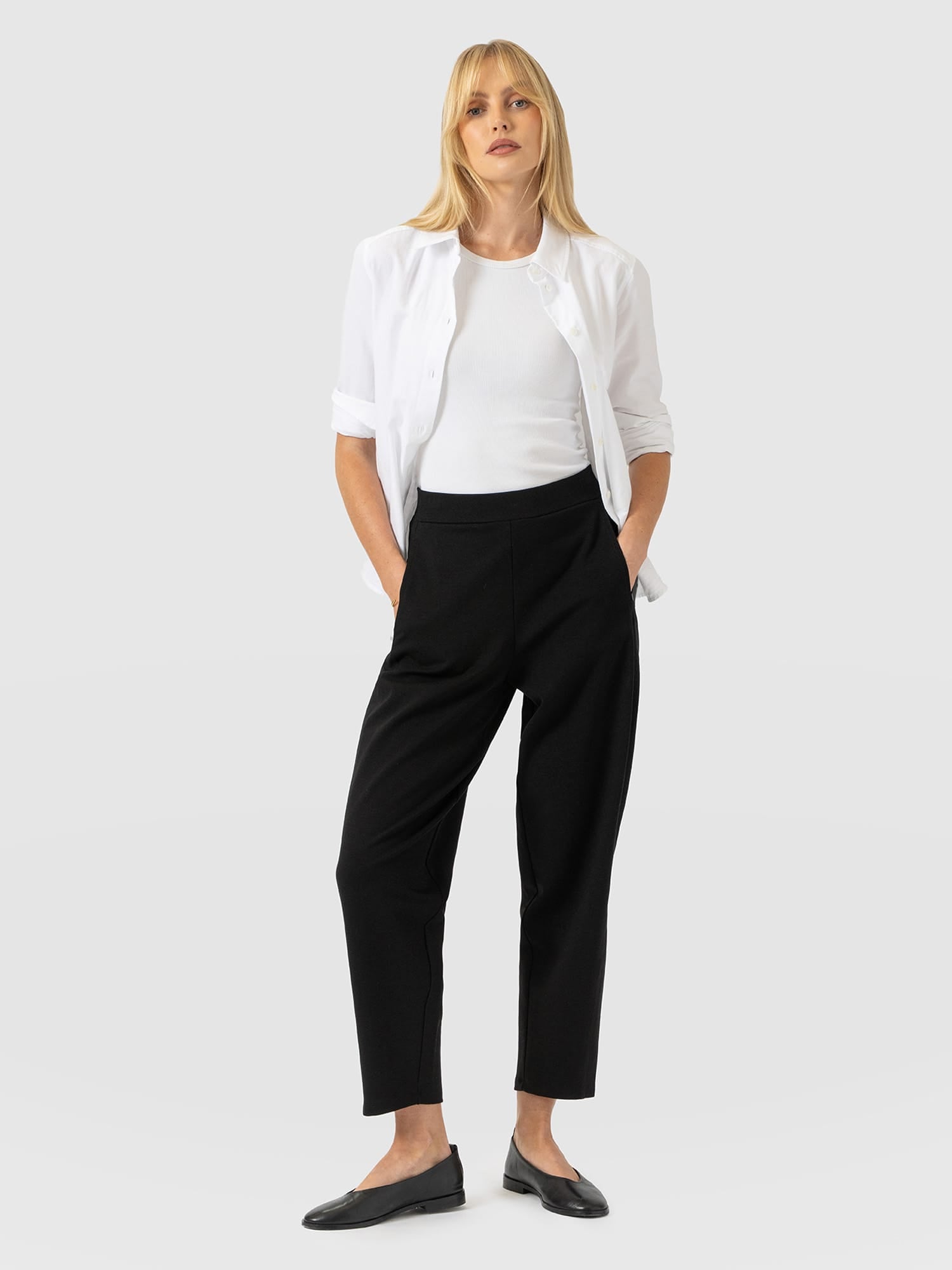 Barrel Leg Jersey Pant - Black - Women's Trousers | Saint and Sofia® EU