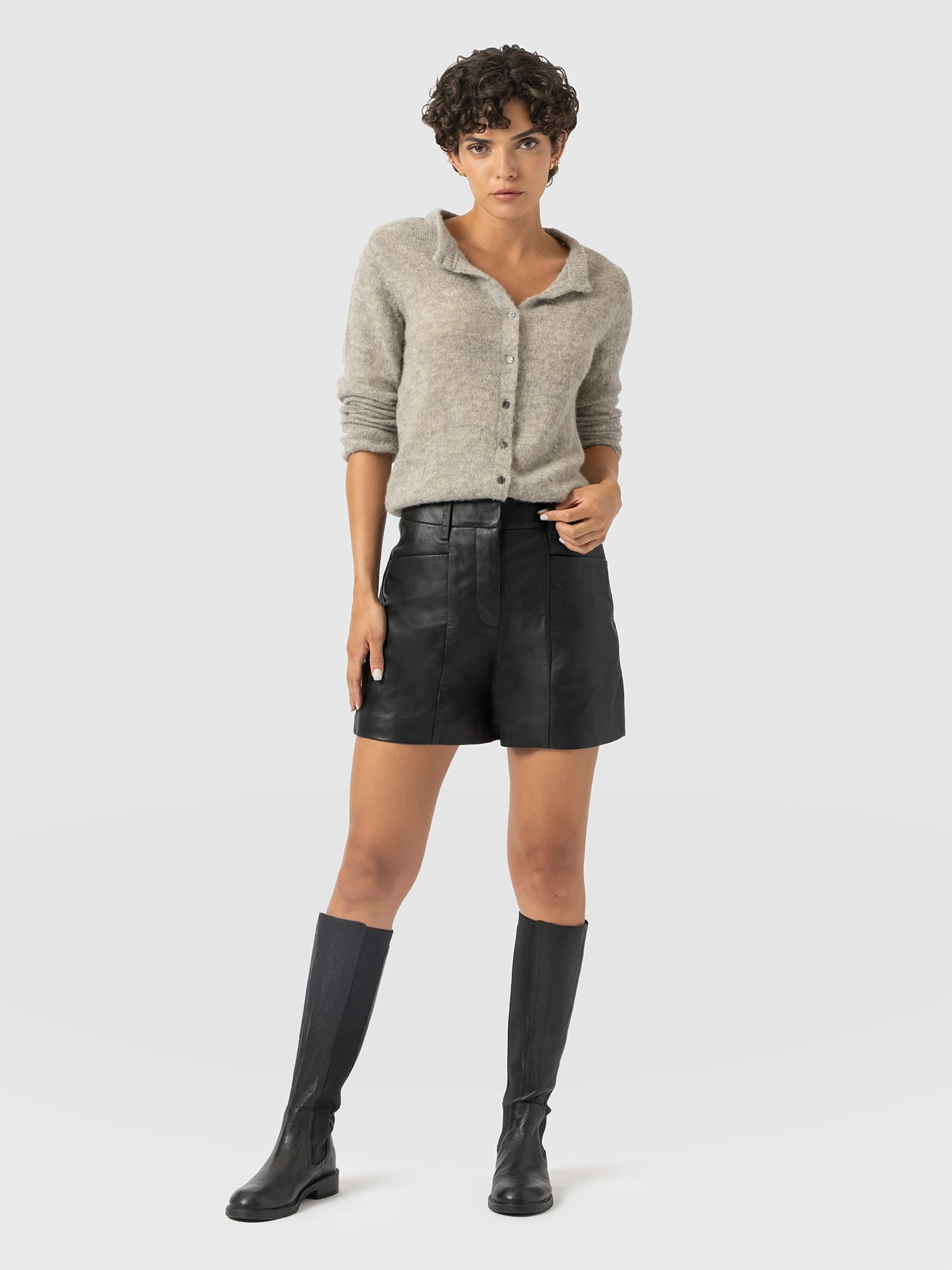 Bonham Leather Short Black - Women's Shorts | Saint and Sofia® EU