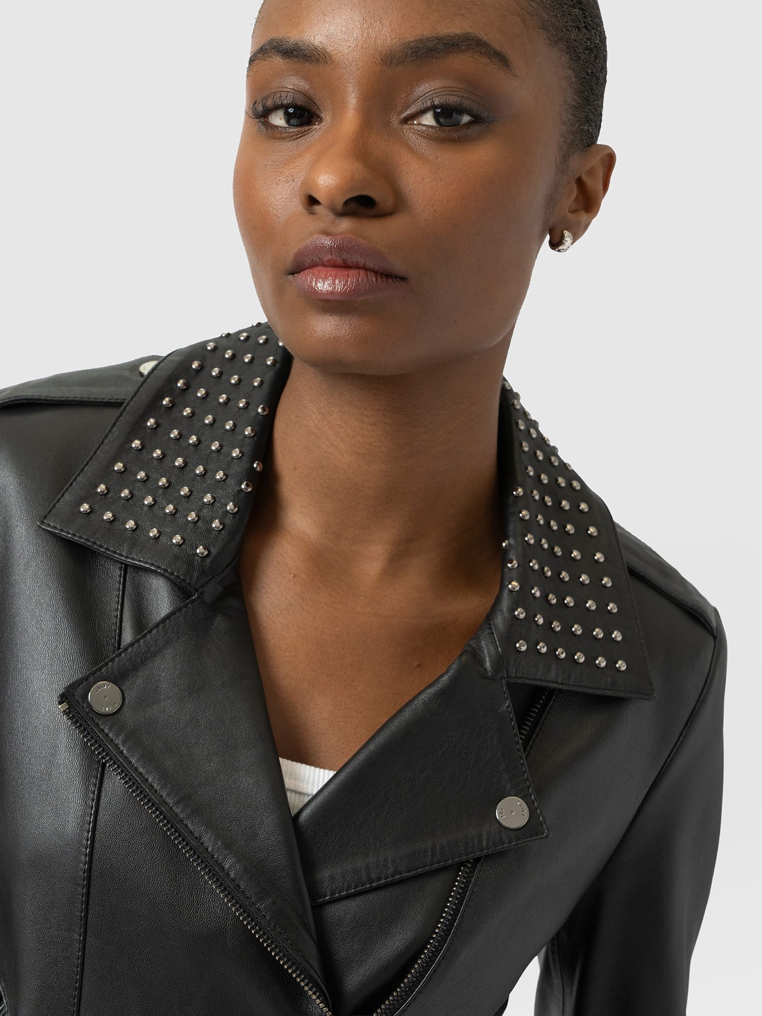 Bonham Studded Biker Jacket Black - Women's Leather Jacket | Saint and Sofia® EU