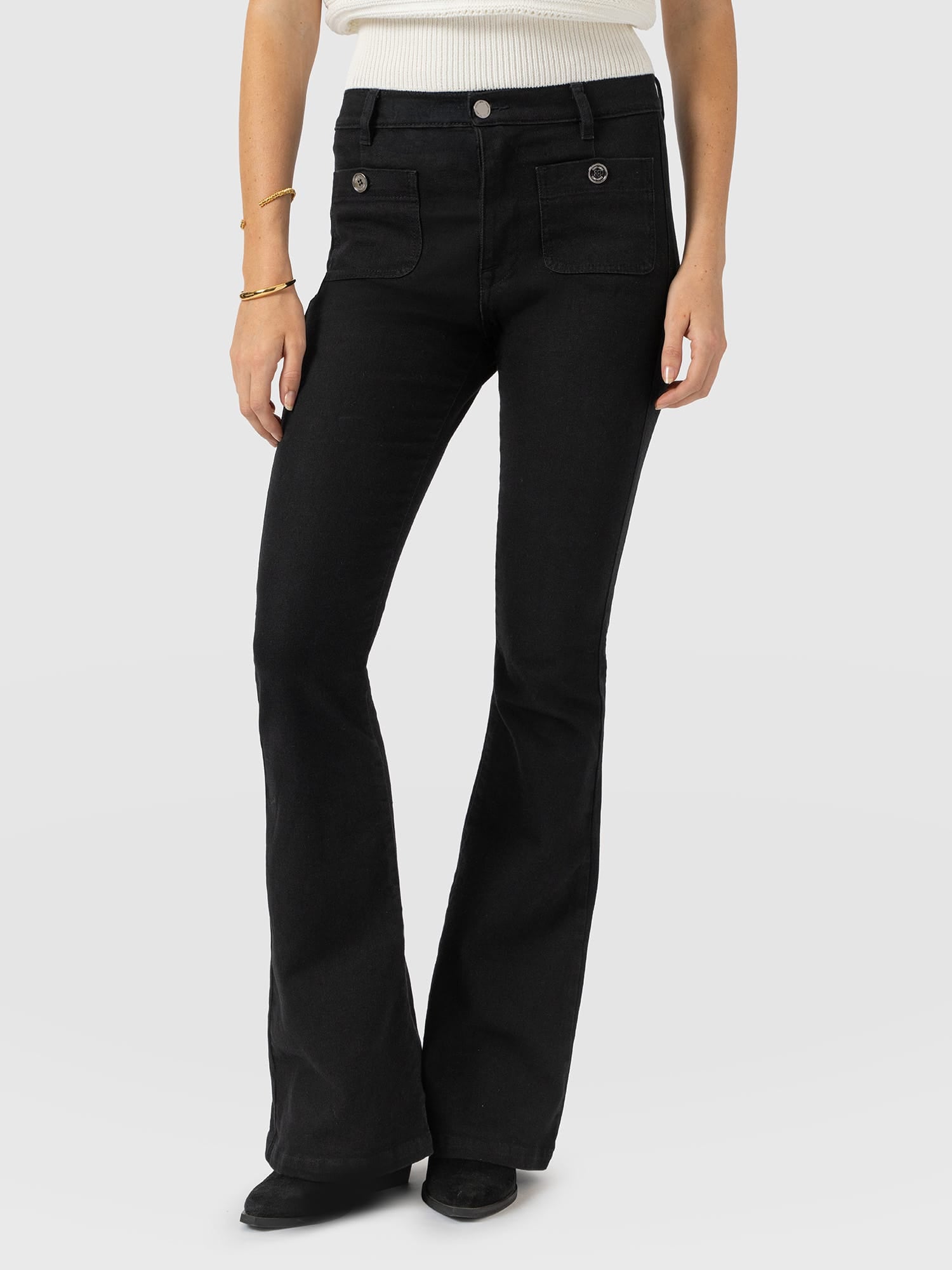Bowie Stretch Flare Jeans Jet Black - Women's Jeans | Saint and Sofia® EU
