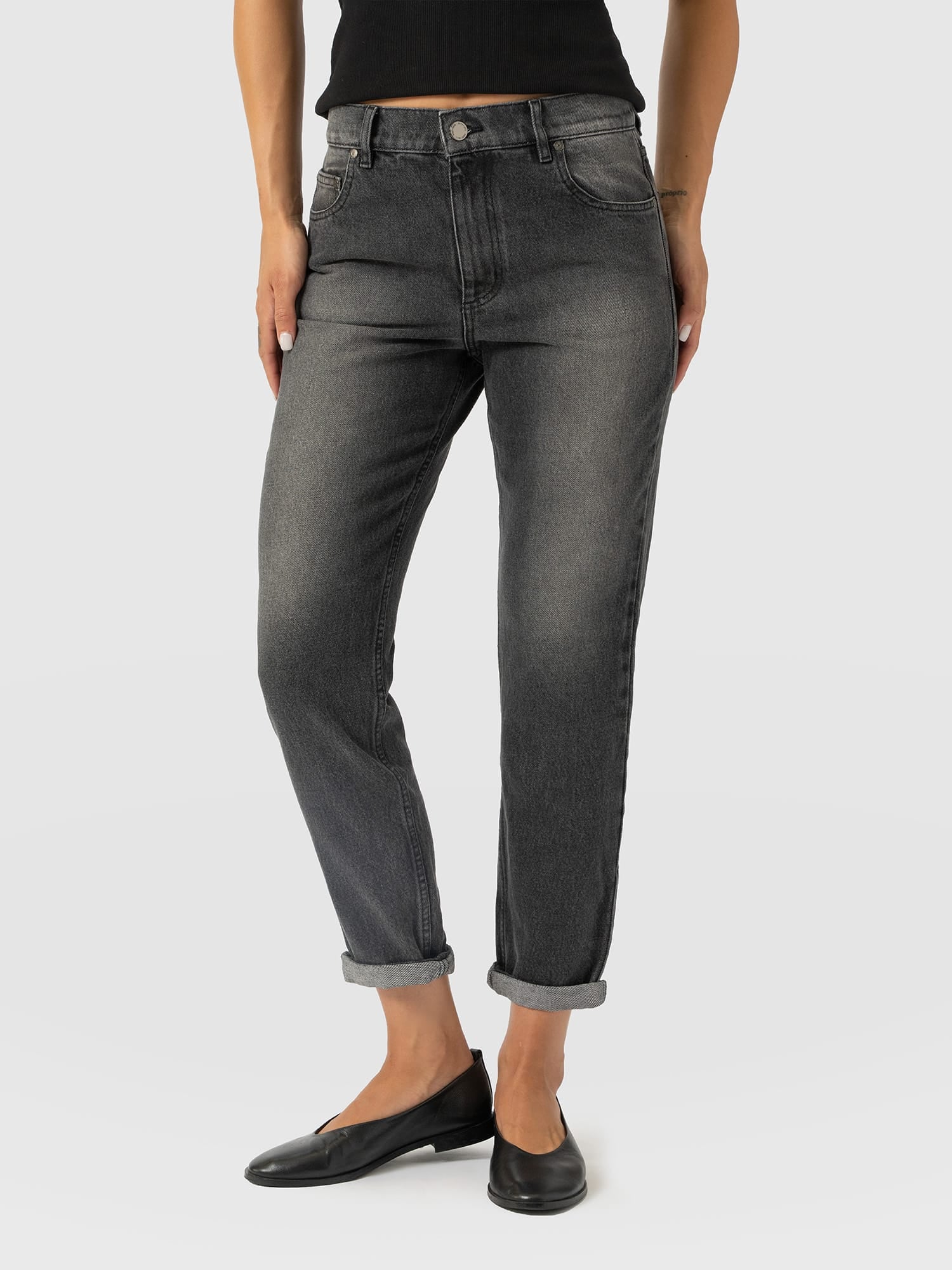 Boyfriend Jeans Black - Women's Jeans | Saint and Sofia® EU
