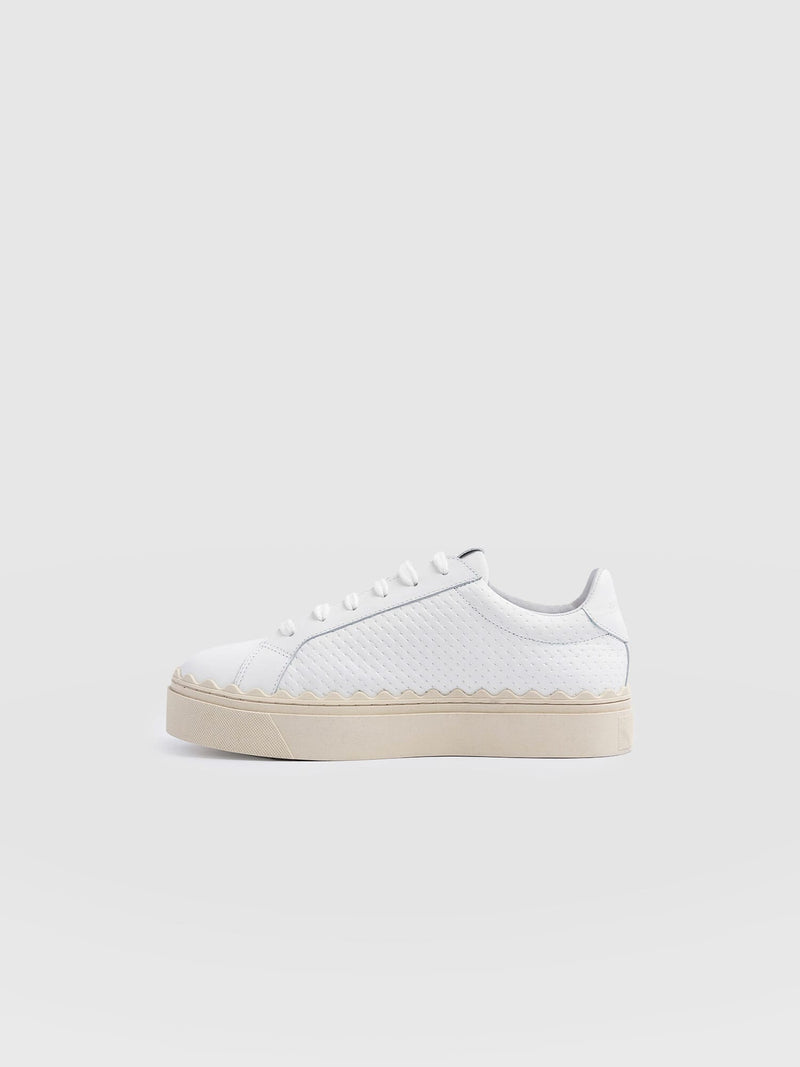 Brook Scallop Trainer White - Women's Trainers | Saint + Sofia® EU