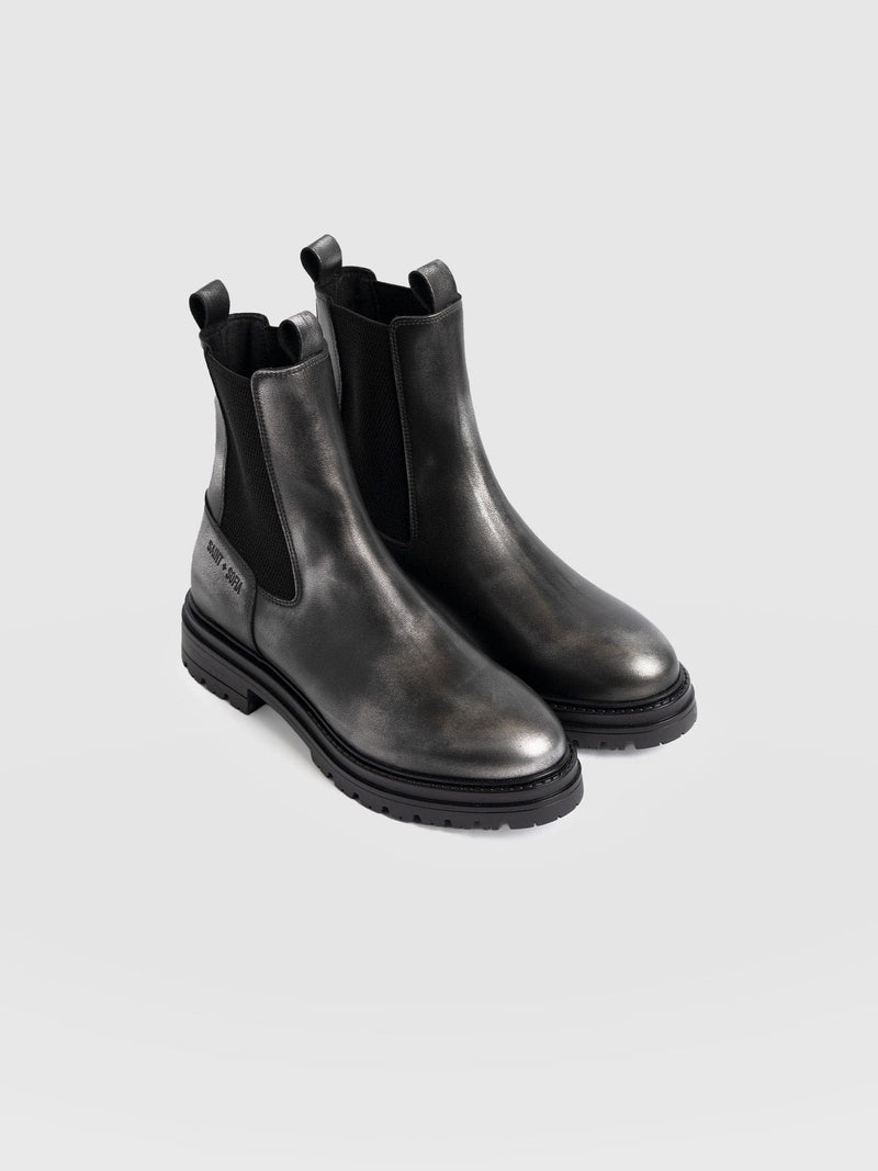Carnaby Chelsea Boot - Gunmetal - Women's Shoes | Saint + Sofia® EU