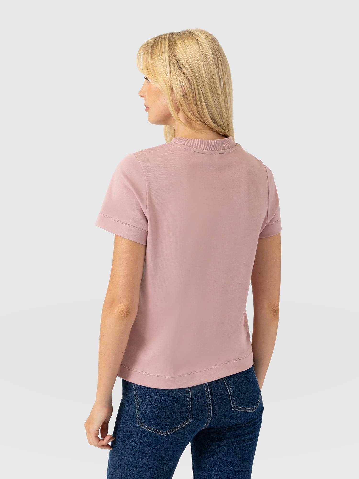Chelsea Crew Neck Tee - Dusty Pink - Women's T-shirts | Saint and Sofia® EU
