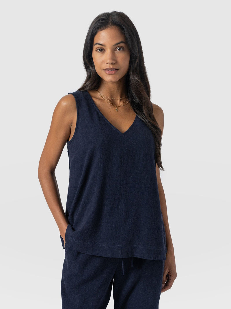 Corinne Linen V Neck Tunic - Navy - Women's T-shirts | Saint and Sofia® EU