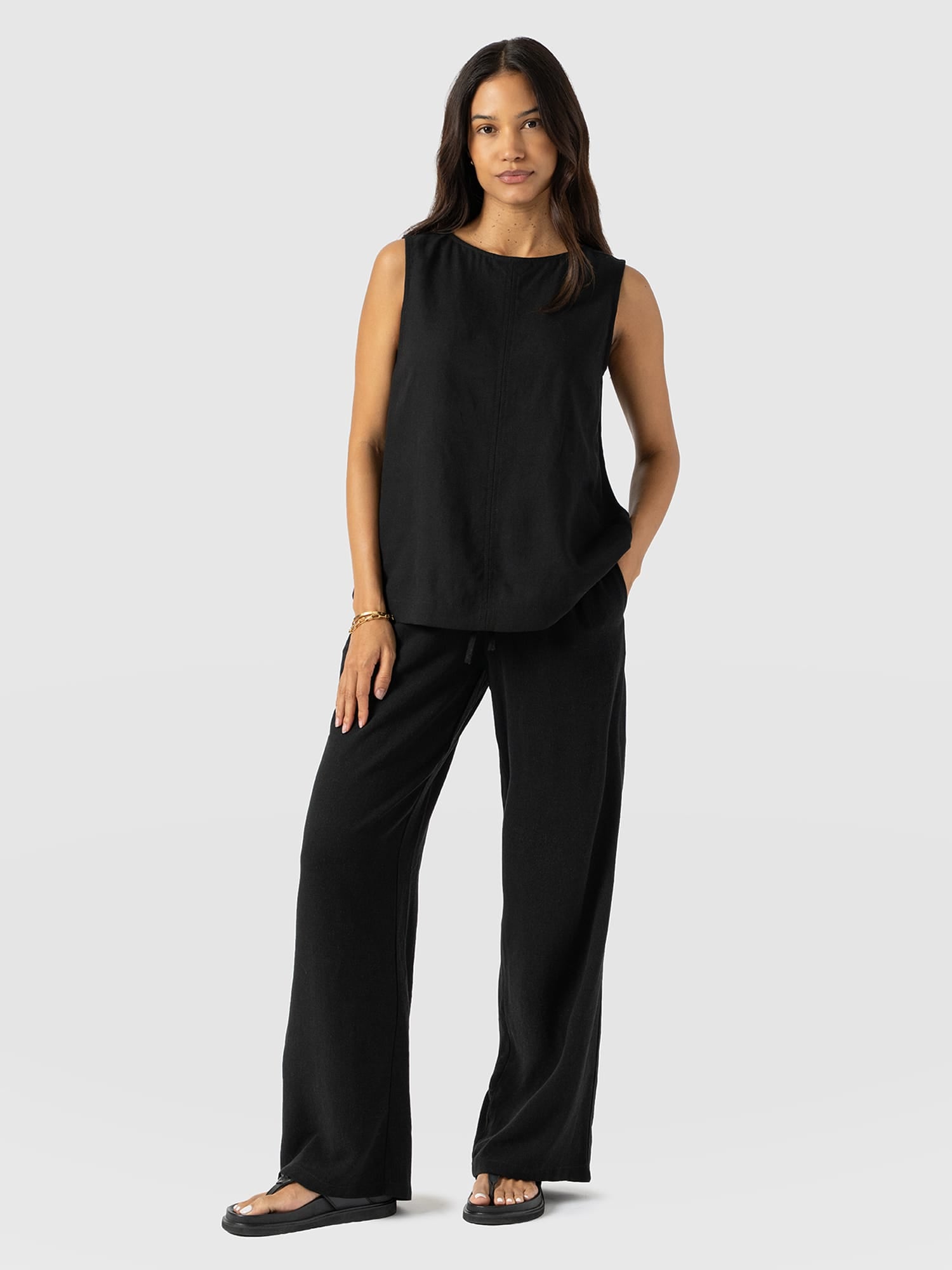 Corinne Pant Black - Women's Trousers | Saint + Sofia® EU