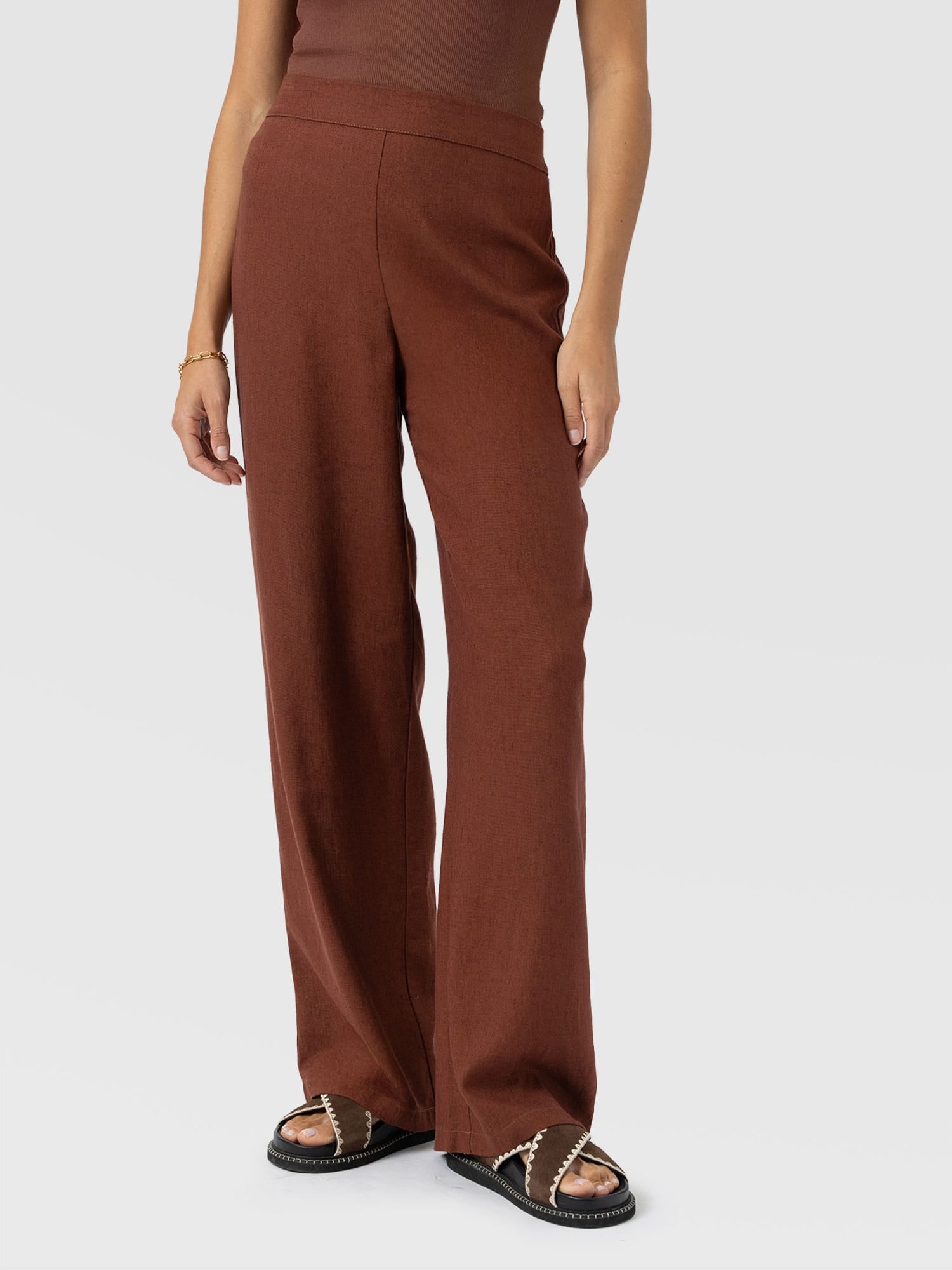 Corinne Wide Leg Linen Pant - Russet Brown - Women's Trousers | Saint + Sofia® EU