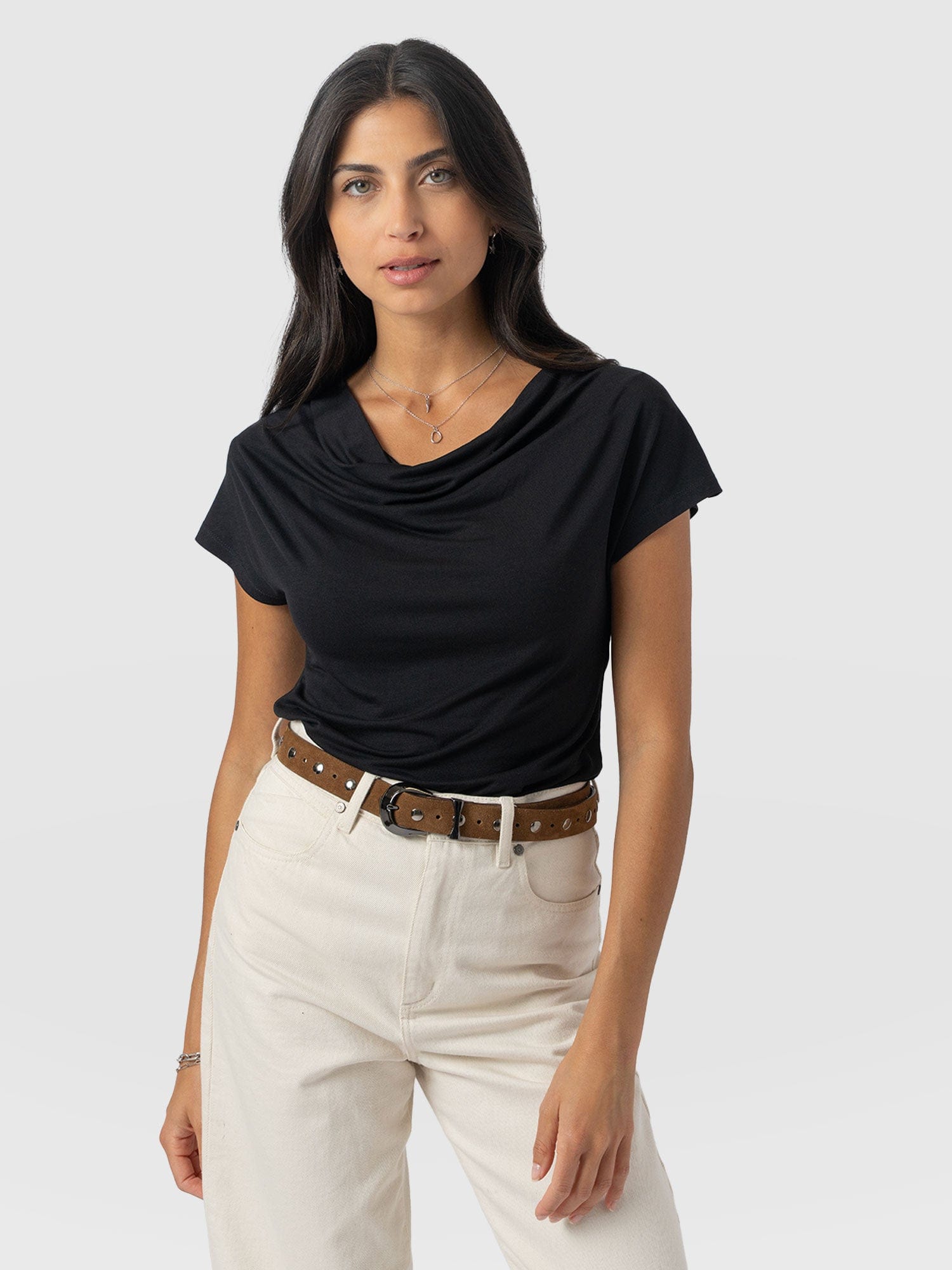Cowl Neck Tee Black - Women's T-Shirts | Saint + Sofia® EU