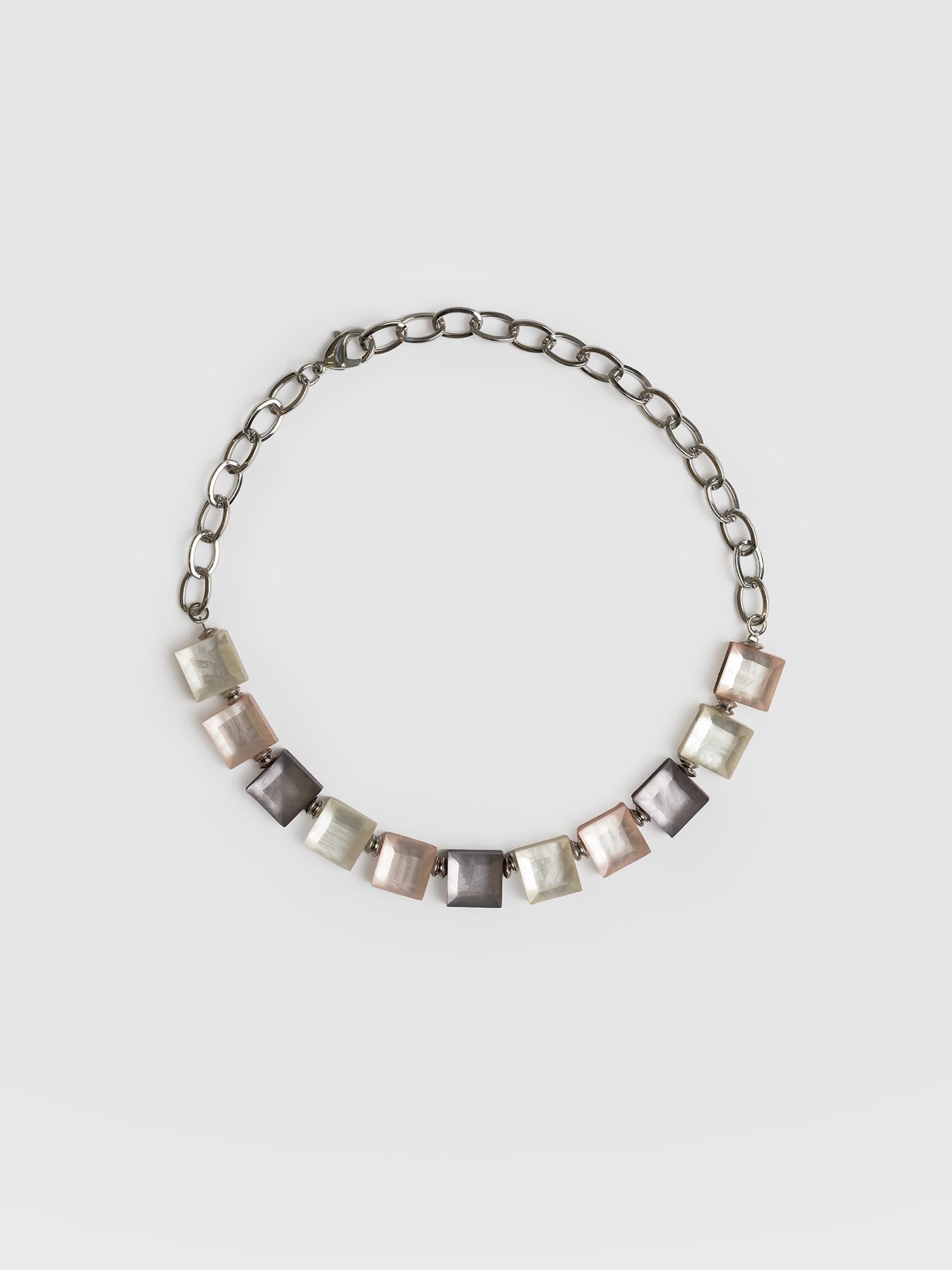 Cube Beaded Necklace - Champagne - Women's Jewellerys | Saint and Sofia® EU