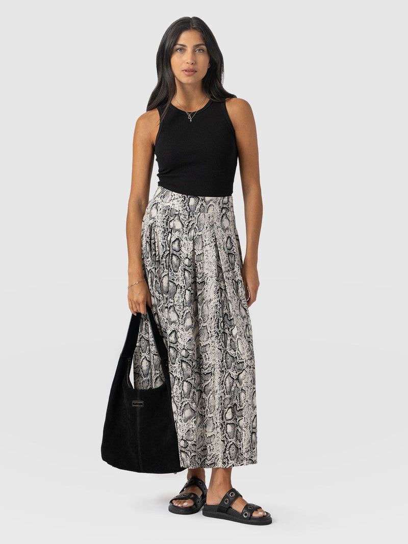 Eliza Pleated Skirt Cream Snake - Women's Skirts | Saint + Sofia® EU