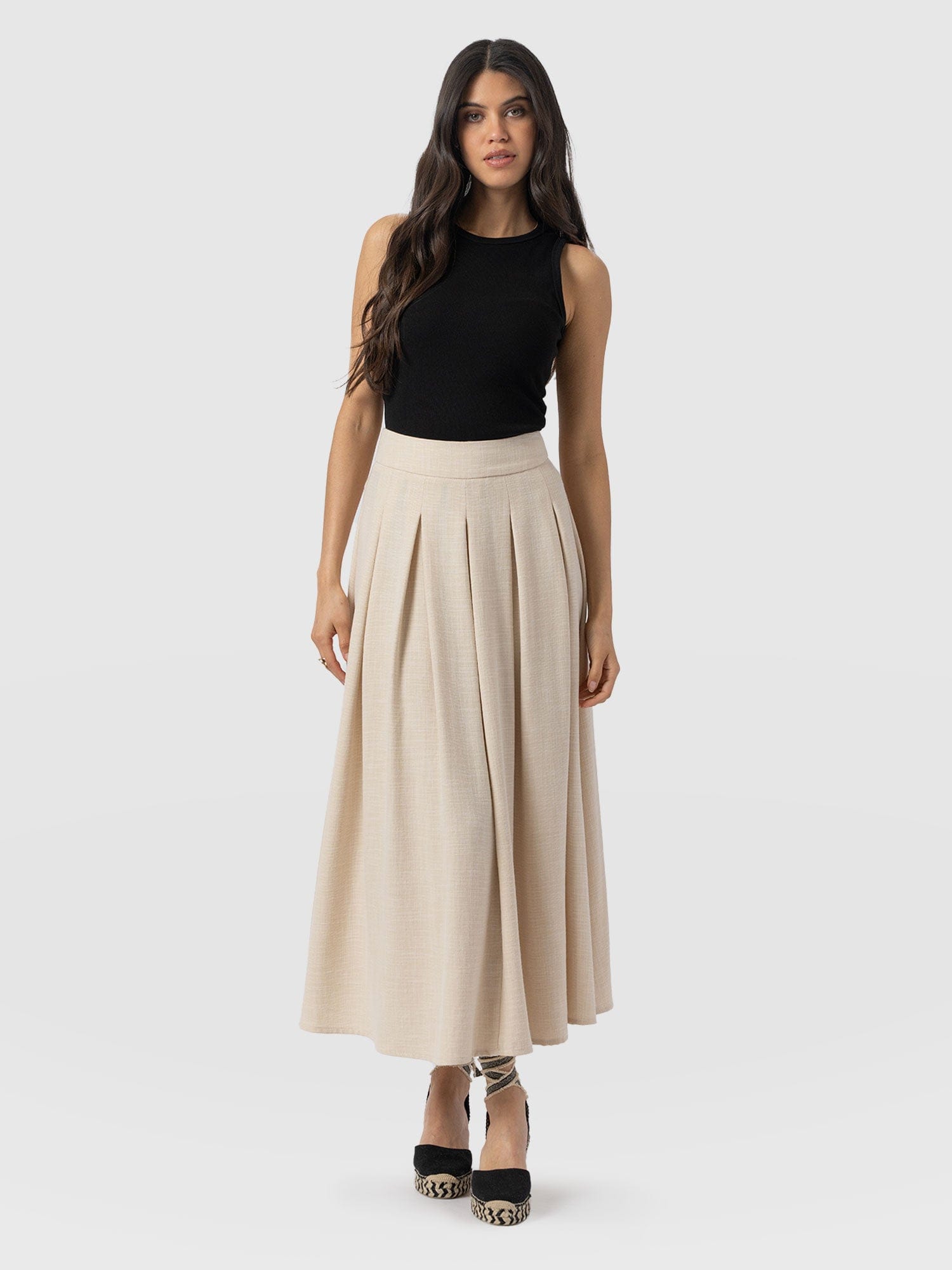 Eliza Pleated Skirt - Cream - Women's Skirts | Saint + Sofia® EU