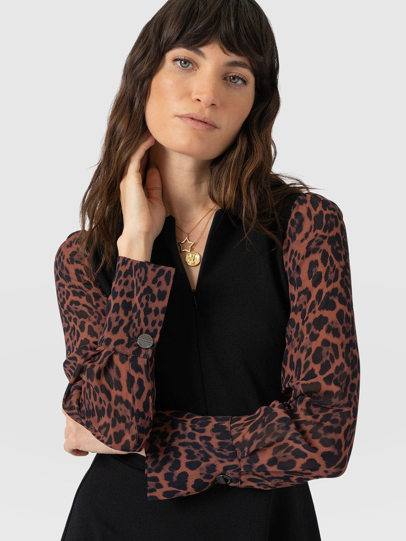 Ella Fit & Flare Dress - Brown Leopard - Women's Dresses | Saint + Sofia® EU