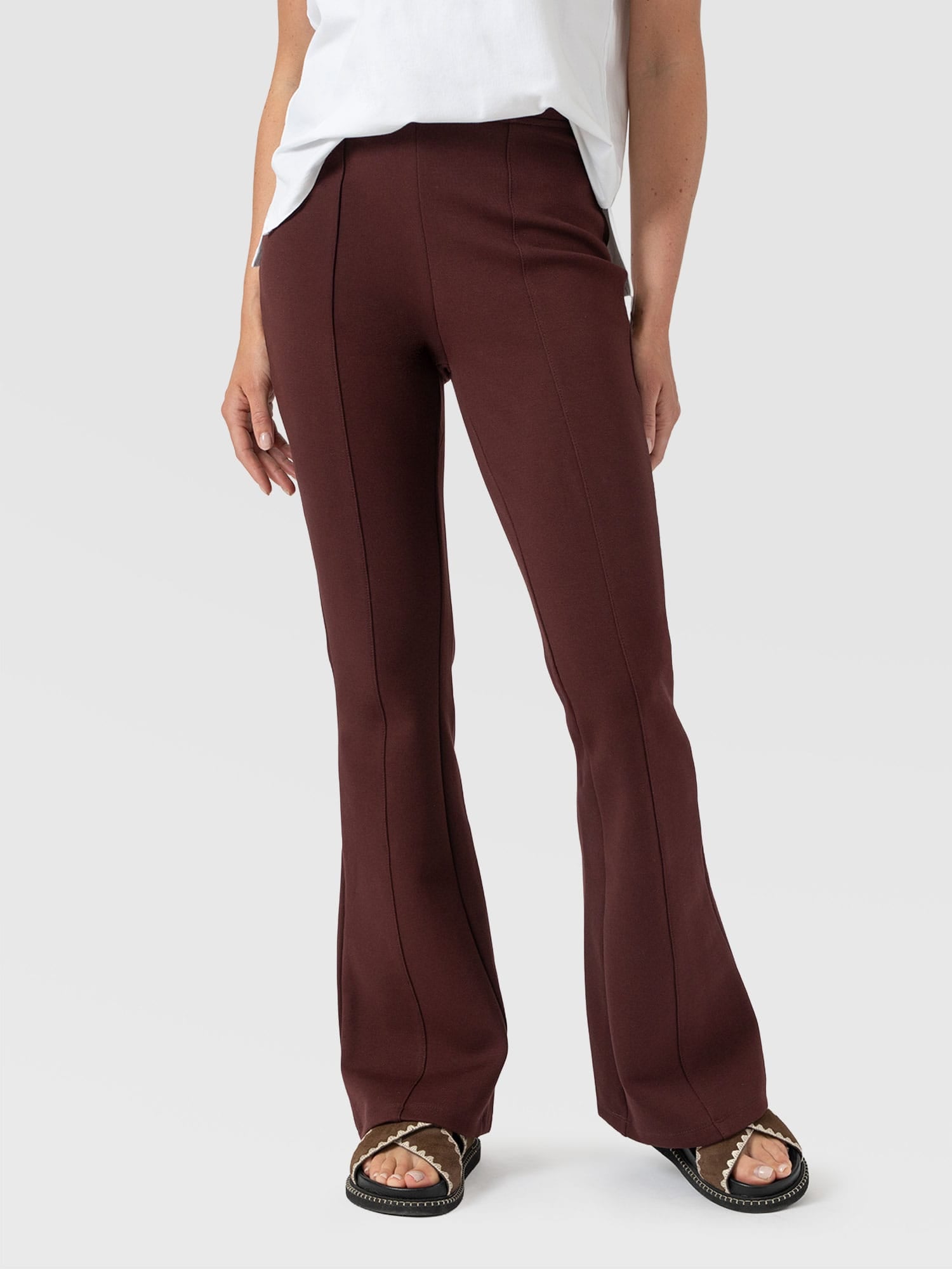 Fearne Fare Legging Maroon - Women's Leggings | Saint + Sofia® EU