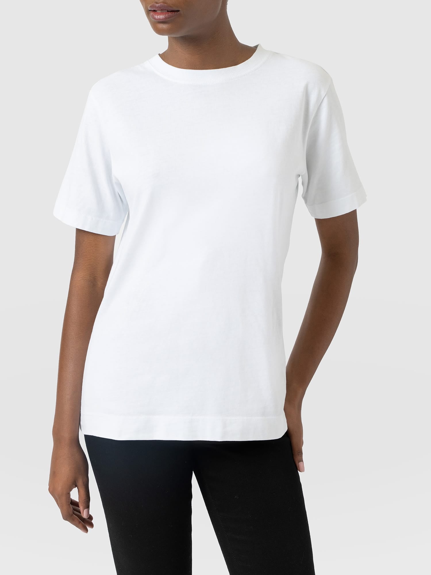 Finsbury Crew Neck Tee White - Women's T-Shirts | Saint and Sofia® EU
