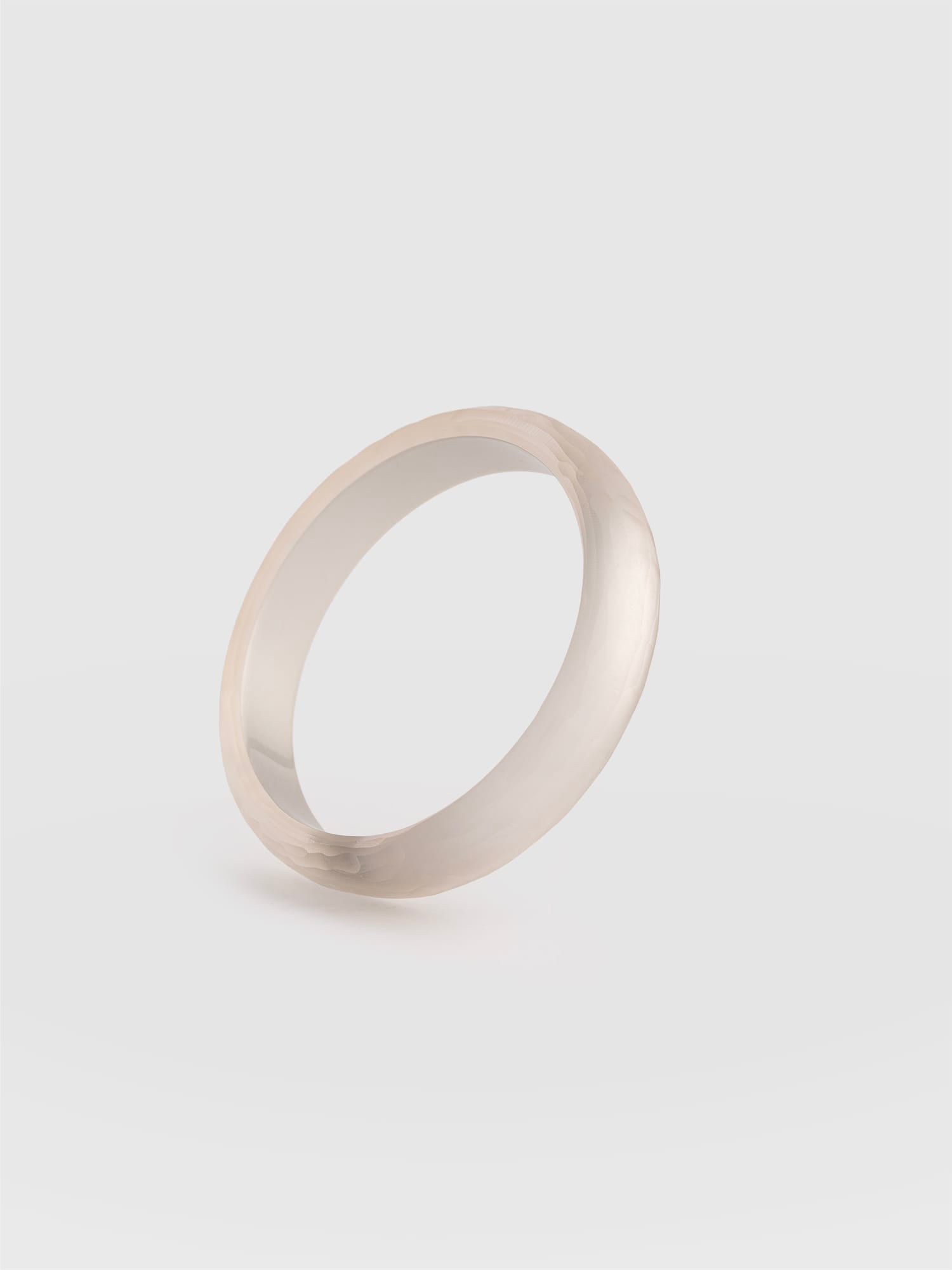 Hammered Bangle - Champagne - Women's Jewellers | Saint and Sofia® EU