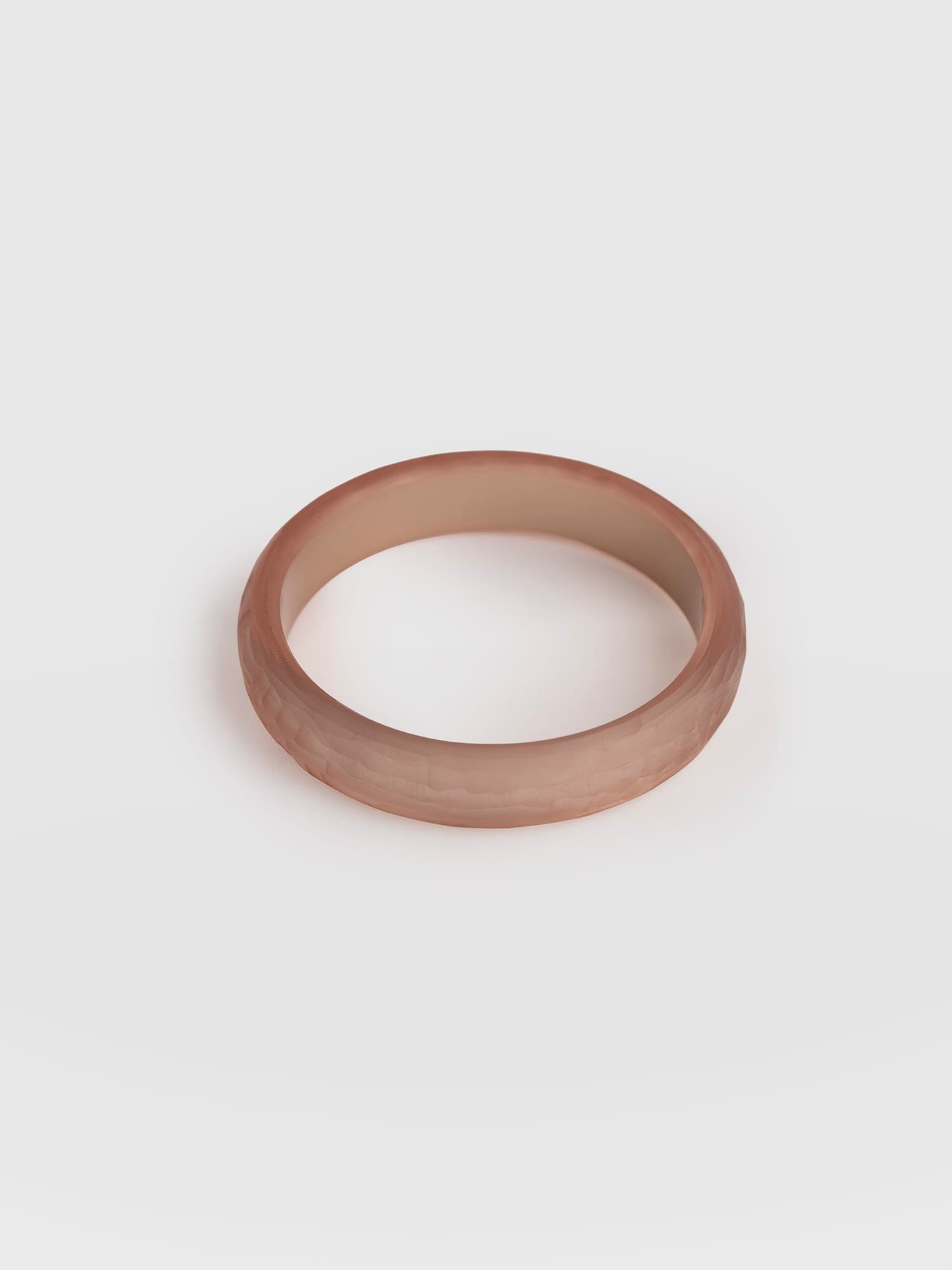 Hammered Bangle - Pink Champagne - Women's Jewellers | Saint and Sofia® EU