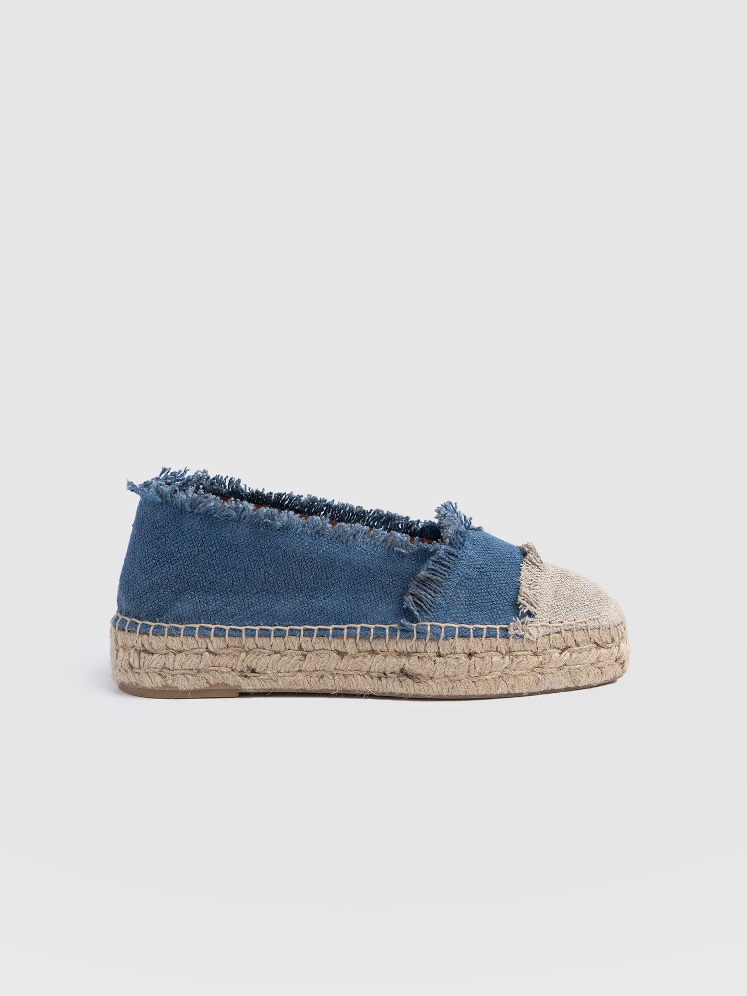 Ivy Frayed Espadrille Pumps - Blue - Women's Sandalss | Saint + Sofia® EU