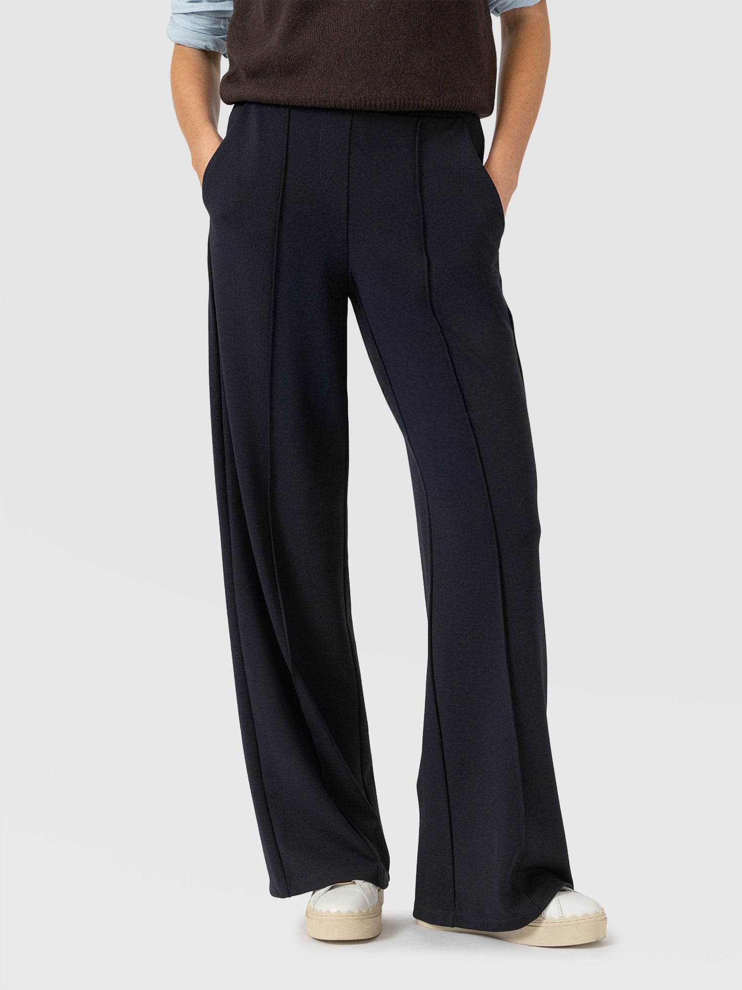 Keller Wide Leg Pant Navy - Women's Trousers | Saint and Sofia® EU