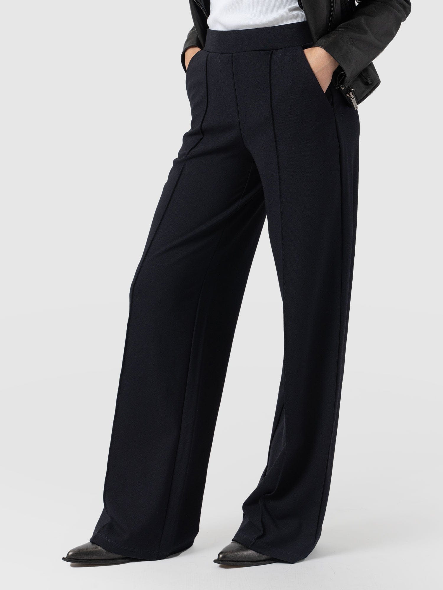 Keller Wide Leg Pant Navy - Women's Trousers | Saint and Sofia® EU