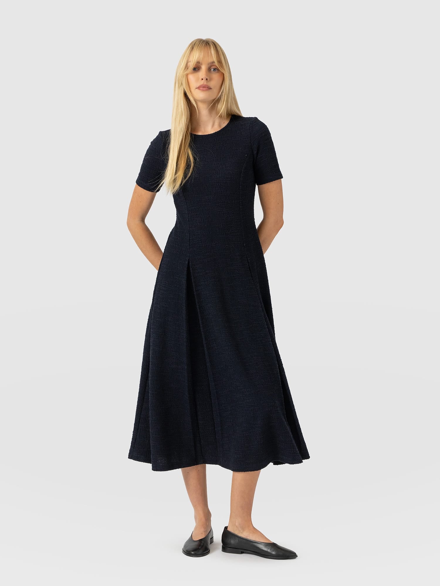 Lana Pleated Short Sleeve Dress - Navy Boucle - Women's Dresses | Saint and Sofia® EU
