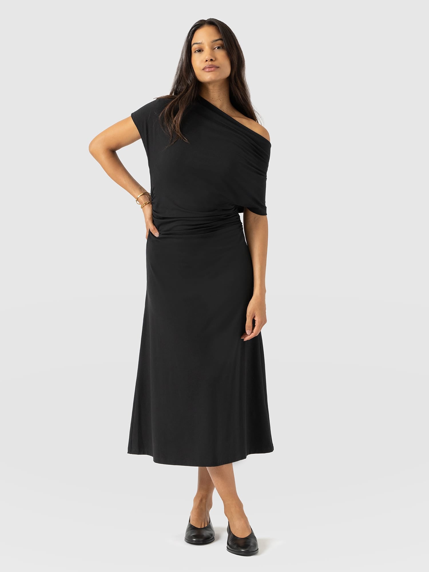 Laurie Cowl Neck Dress - Black - Women's Dresses | Saint + Sofia® EU