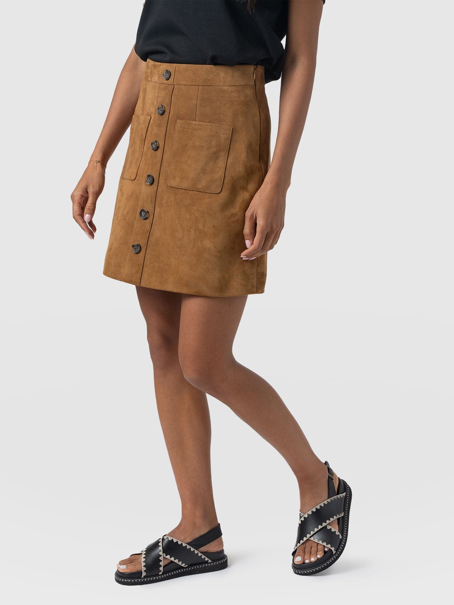 Luther Suede Mini Skirt - Camel - Women's Skirts | Saint + Sofia® EU