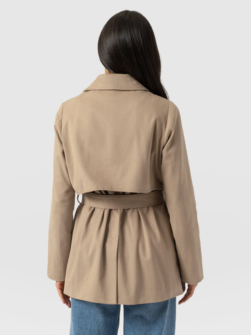 Marion Double Breasted Short Trench - Beige - Women's Outerwears | Saint + Sofia® EU