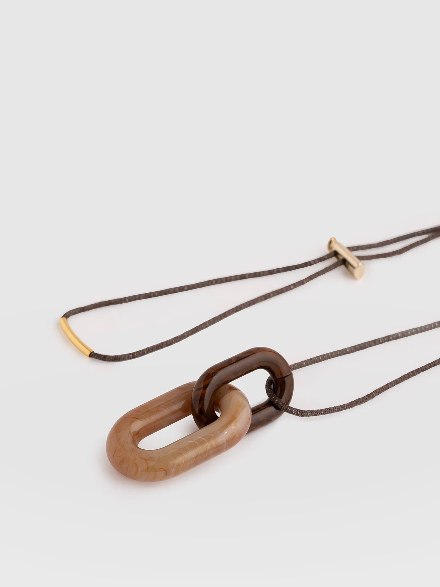 Oval Pendant Necklace - Cream/Brown - Women's Jewellers | Saint and Sofia® EU