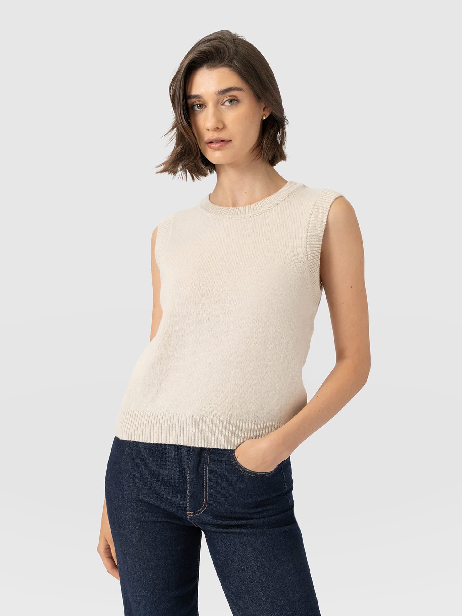 Oxford Cashmere Sleeveless Knit - Cream - Women's Jumpers | Saint and Sofia® EU