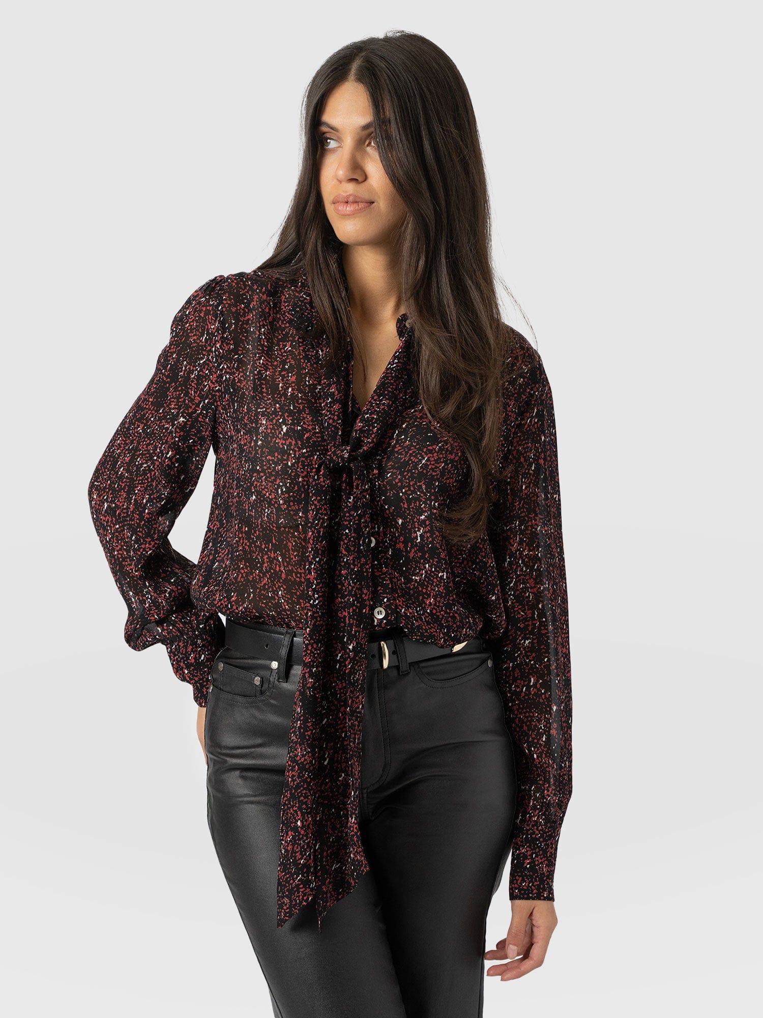 Paxton Pussybow Blouse Red Ditsy Leopard - Women's Blouses | Saint + Sofia® EU
