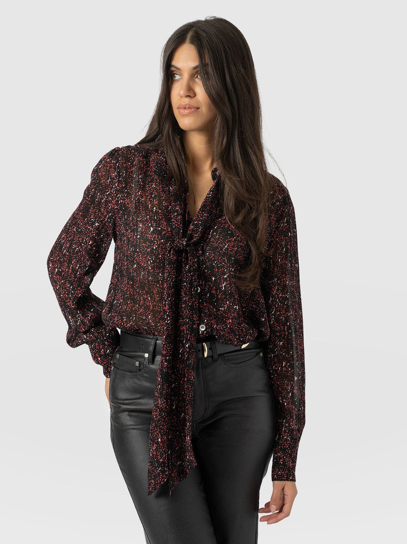 Paxton Pussybow Blouse Red Ditsy Leopard - Women's Blouses | Saint + Sofia® EU