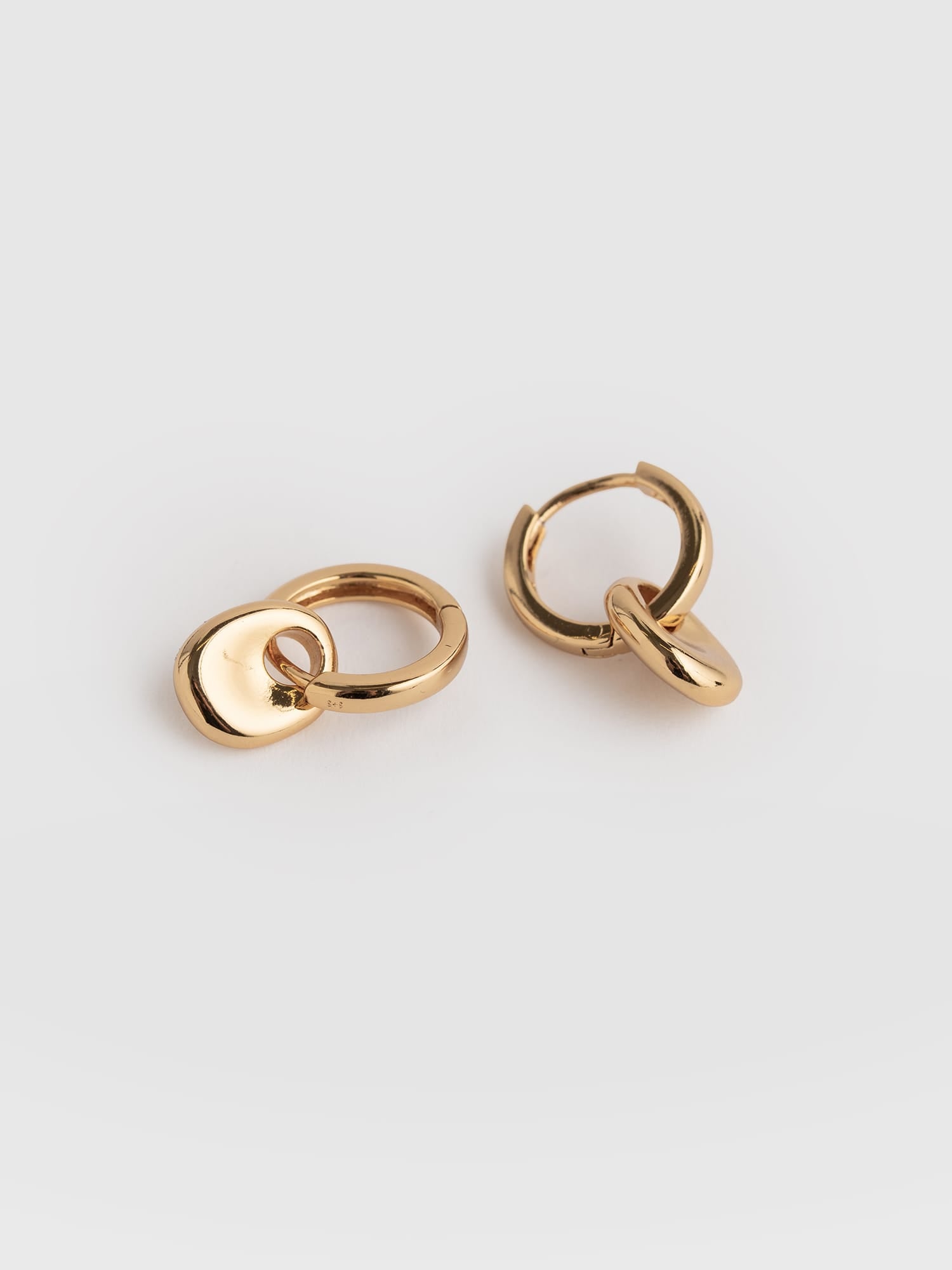 Pebble Drop Earrings - Gold - Women's Jewellerys | Saint and Sofia® EU