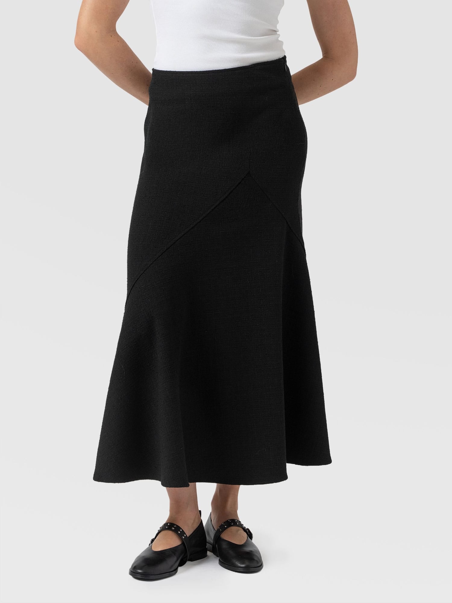 Piper Panelled Skirt - Black Boucle - Women's Skirts | Saint + Sofia® EU