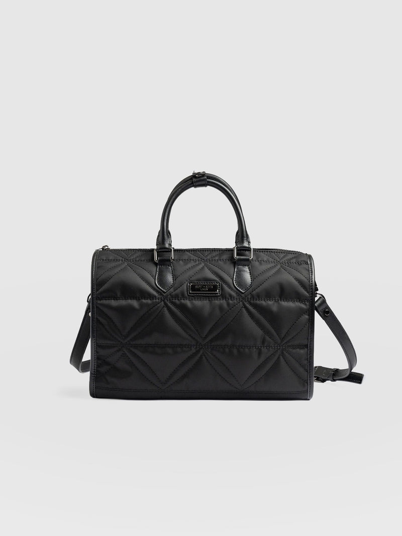 Quilted Maeve Duffle Bag Black - Women's Bags | Saint + Sofia® EU