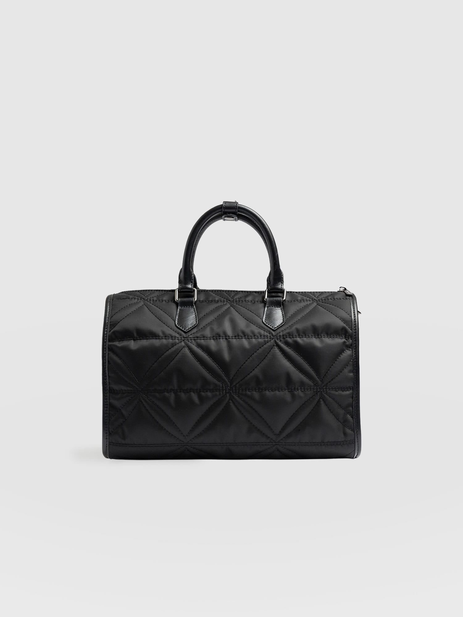 Quilted Maeve Duffle Bag Black - Women's Bags | Saint + Sofia® EU