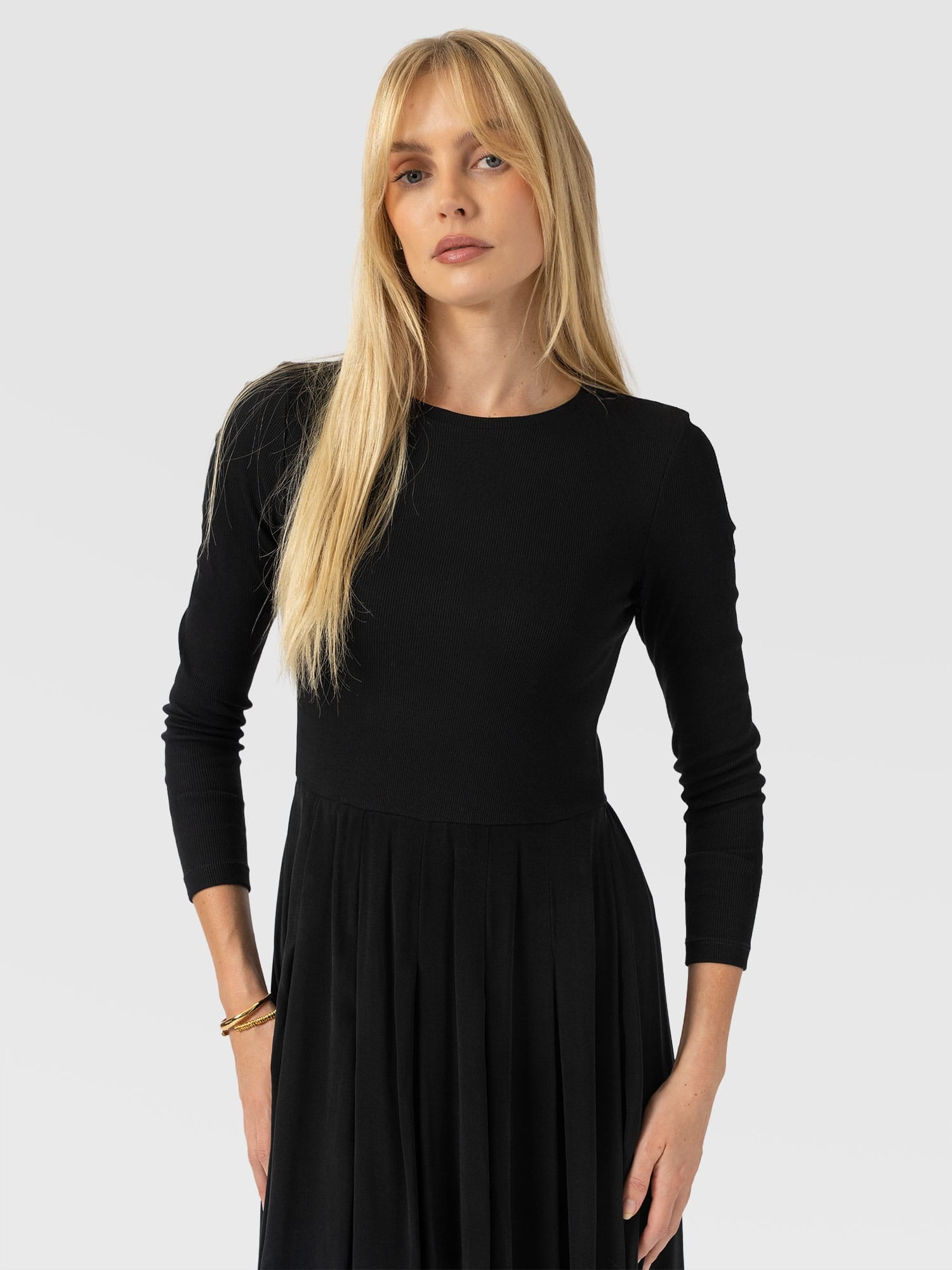 Renee Contrast Long Sleeve Dress - Black - Women's Dresses | Saint and Sofia® EU