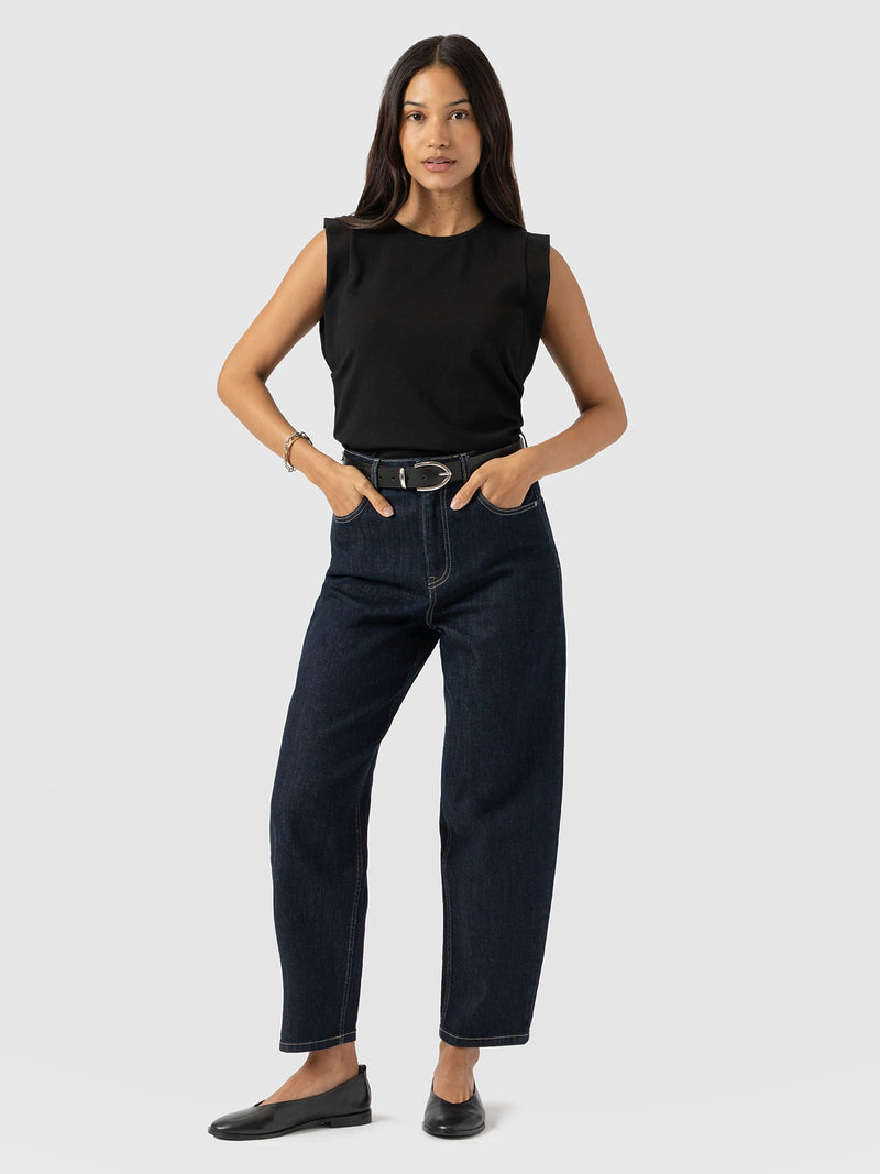 Rowan Tee - Black - Women's Jumpers | Saint + Sofia® EU