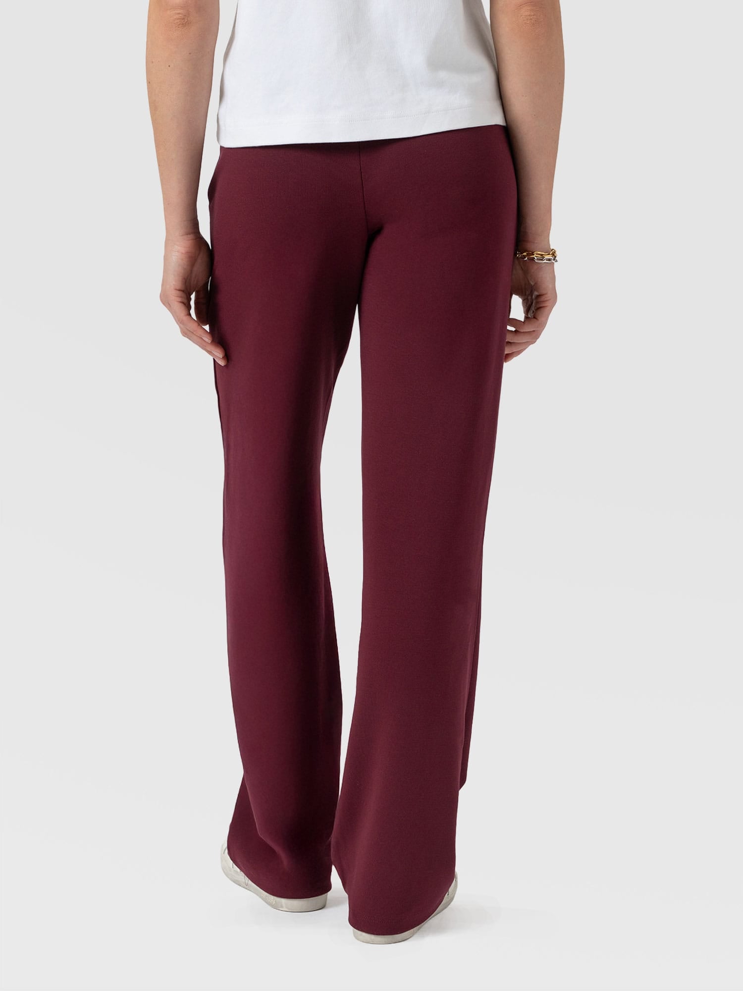 Runway Pant Burgundy - Women's Trousers | Saint + Sofia® EU