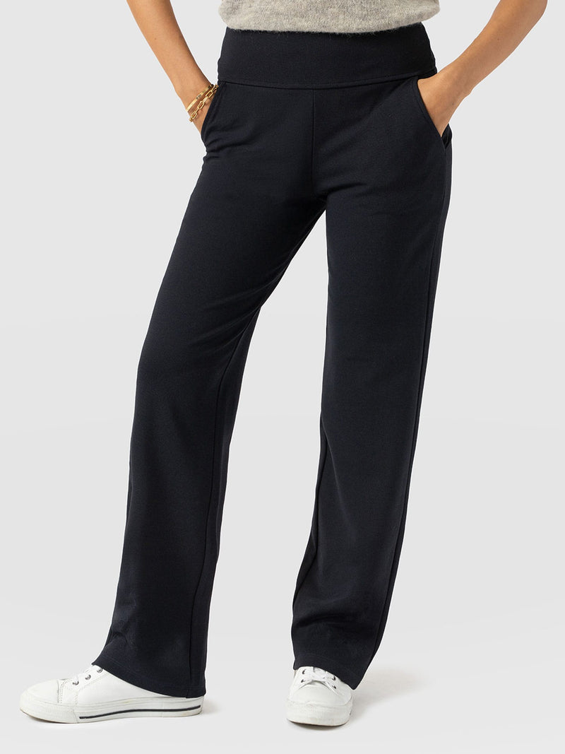 Runway Pant Navy - Women's Trousers | Saint and Sofia® EU