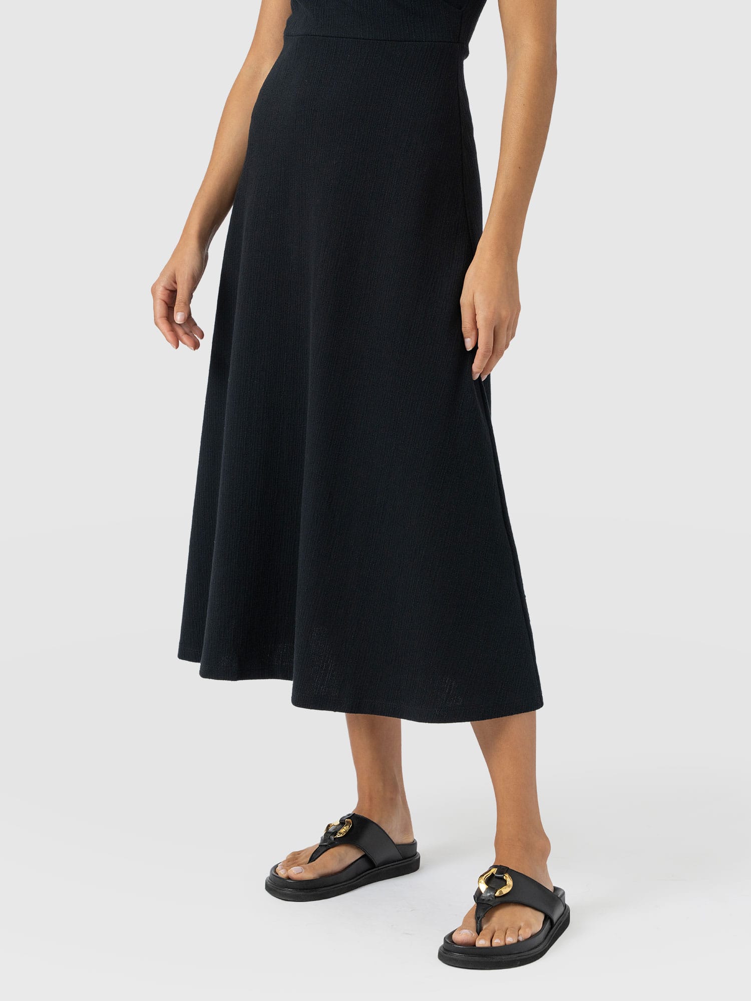 Sleeveless Maggie Wrap Dress - Black Textured - Women's Dresses | Saint and Sofia® EU